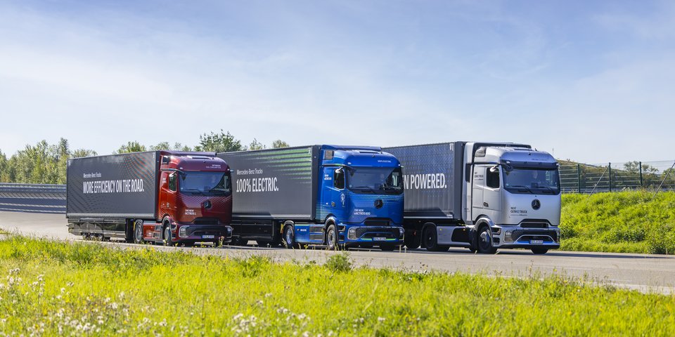 Mercedes-Benz Actros L, eActros 600 and Next GenH2 Truck driving on the road