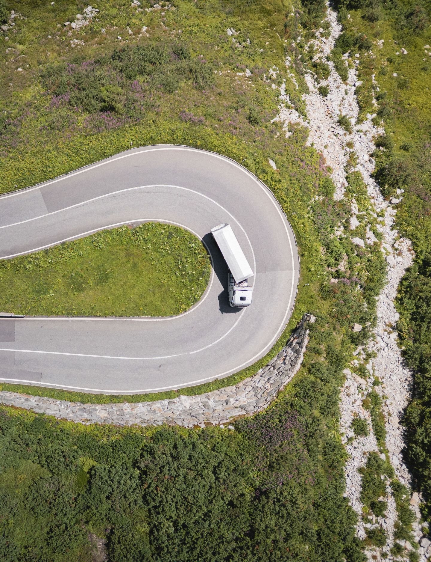 Moving truck from above