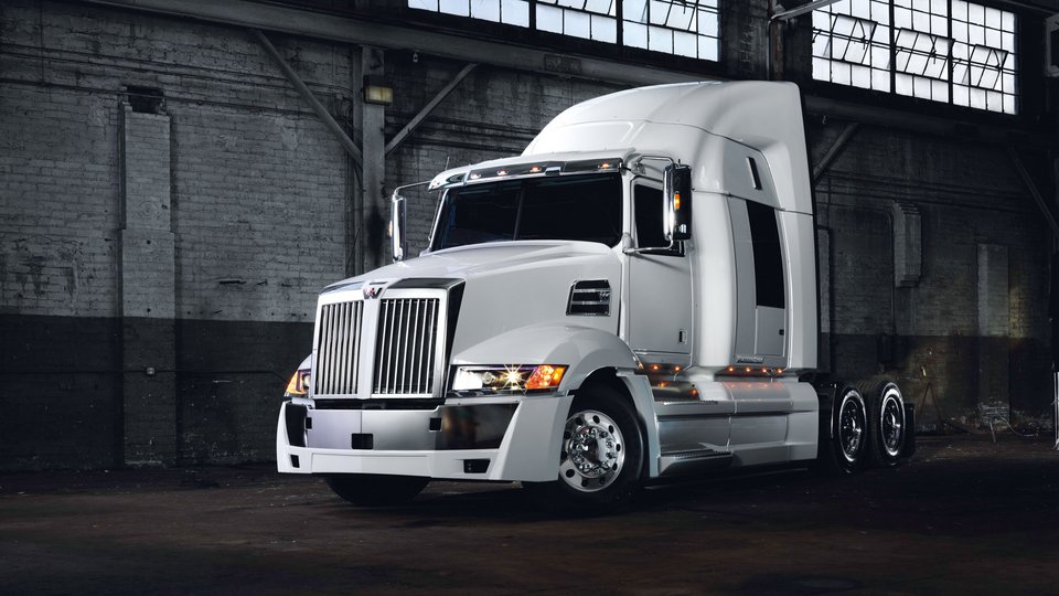 Western Star 5700: Expediter, bulk haulage, long-distance haulage